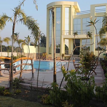 V Resorts Rajaji National Park Rishīkesh Exteriör bild
